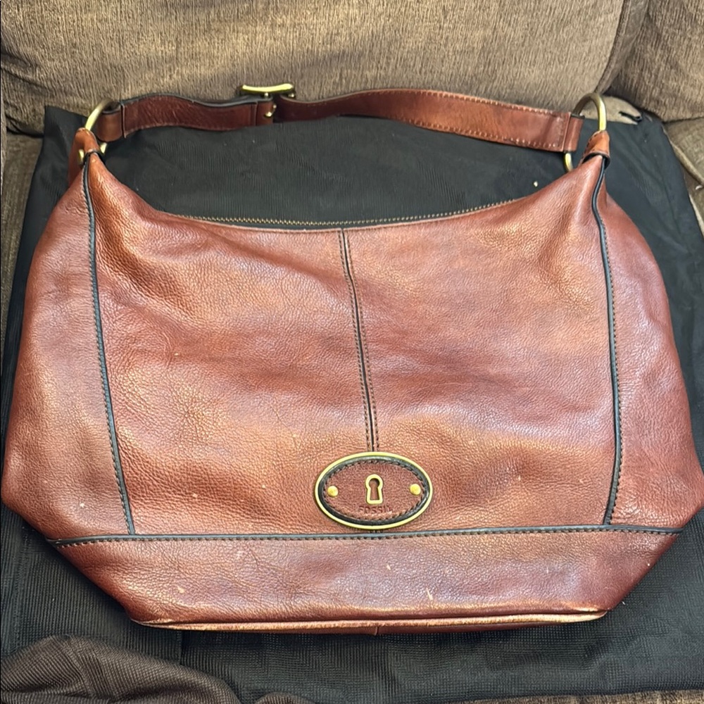 Elegant Brown Leather Shoulder Bag